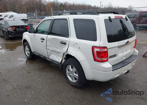 2011 Ford Escape Xlt из США, поврежденный, VIN 1FMCU9DGXBKA50596